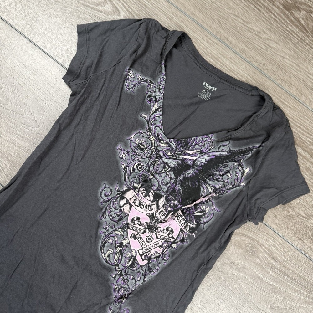 Express Women's Short Sleeve V Neck Floral Crest Tee Grey Size Large